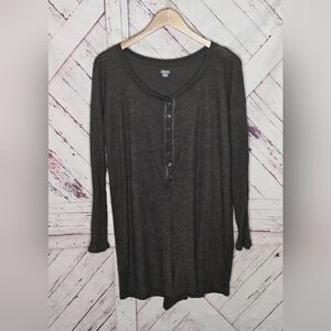 🦄Aerie Green Romper *flaw*